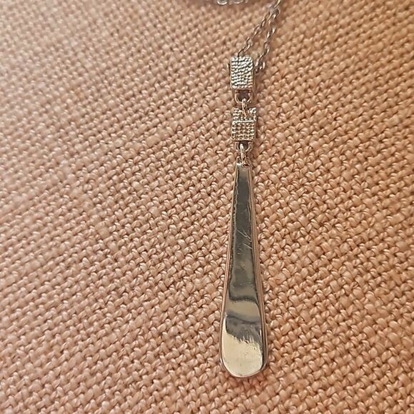 Dramatic Rhinestone Drop Pendant Necklace - Silver - Picture 7 of 7